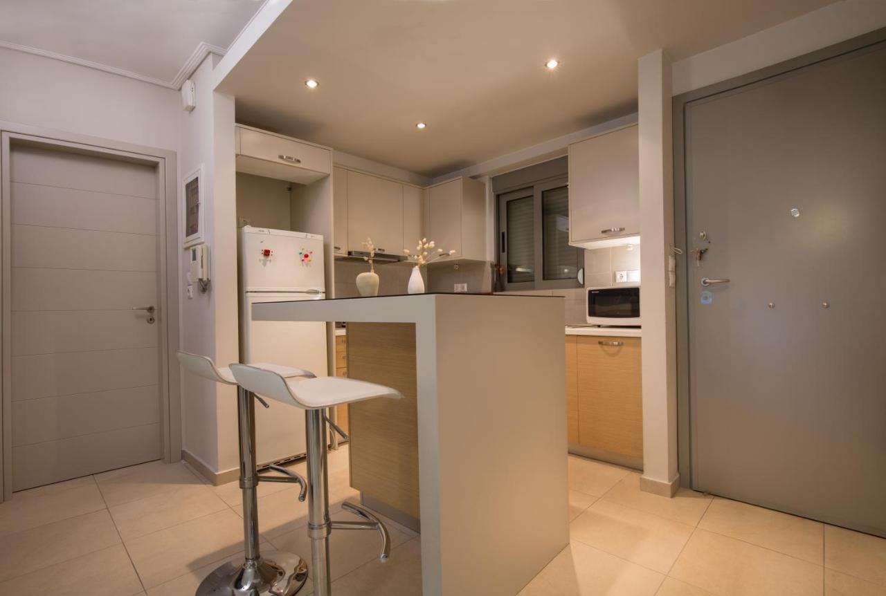 Lovely New Βuild Flat Near Metro - Free Parking أثينا المظهر الخارجي الصورة