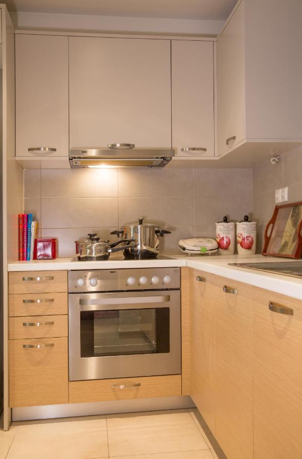 Lovely New Βuild Flat Near Metro - Free Parking أثينا المظهر الخارجي الصورة
