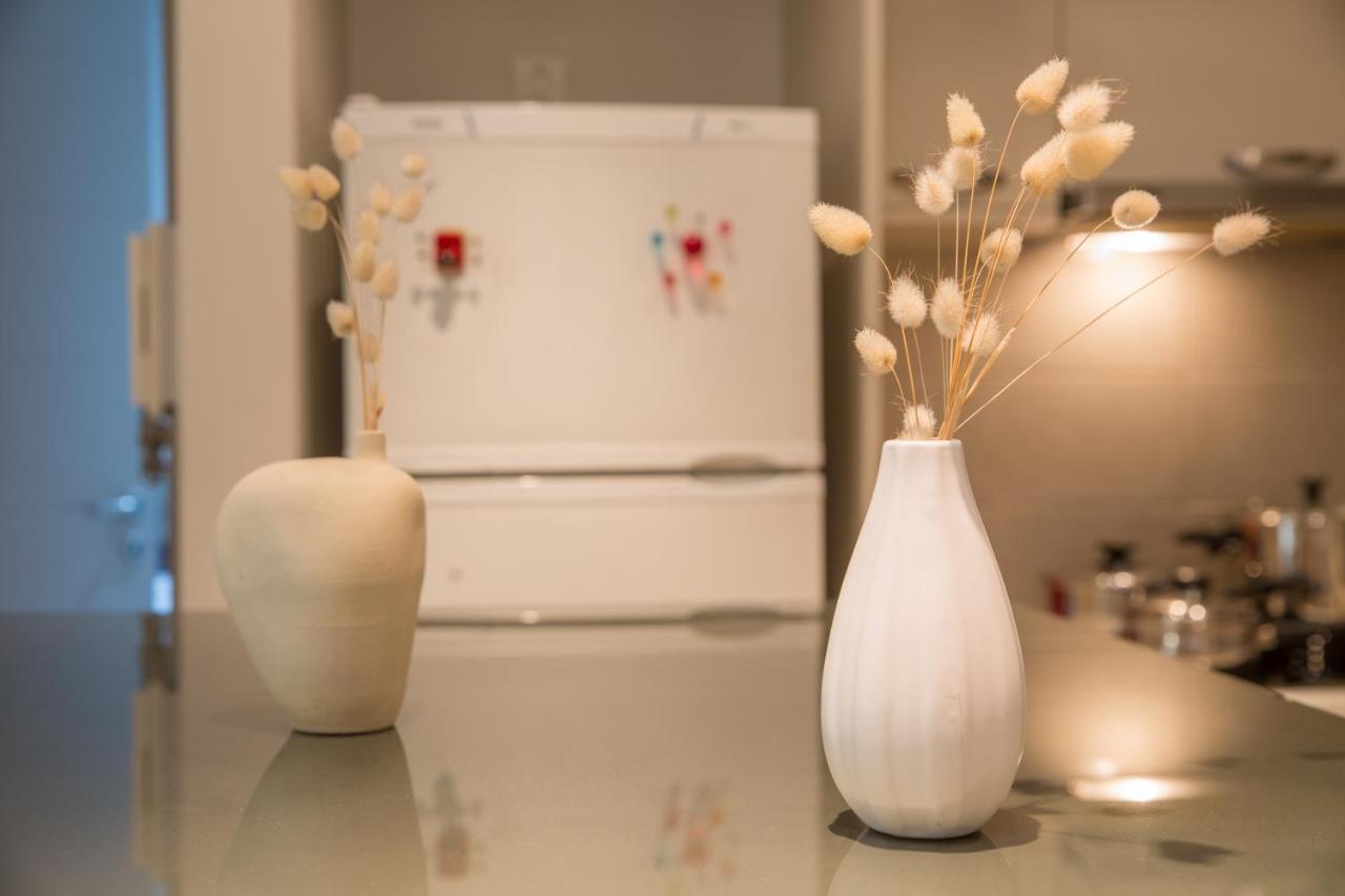 Lovely New Βuild Flat Near Metro - Free Parking أثينا المظهر الخارجي الصورة